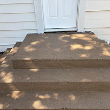 Moss-and-Algae-Removal-on-Concrete-Porch-in-Anderson-CA 0